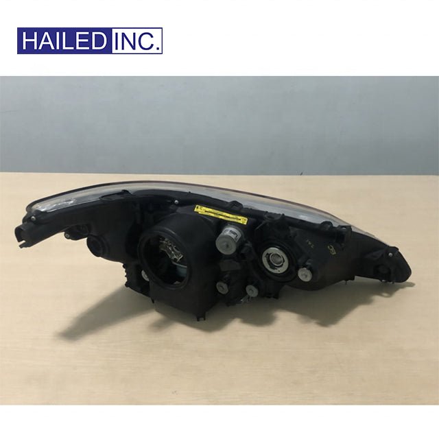 Lexus ES240 2010 - 2012 Headlight Fits OEM 81170 - 33740 81130 - 33740 - Hailed Inc.