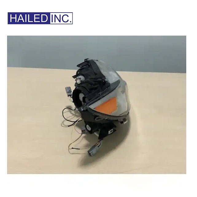 Lexus ES250 2013 - 2014 Headlight Fits OEM 81105 - 33B60 81106 - 33B60 - Hailed Inc.
