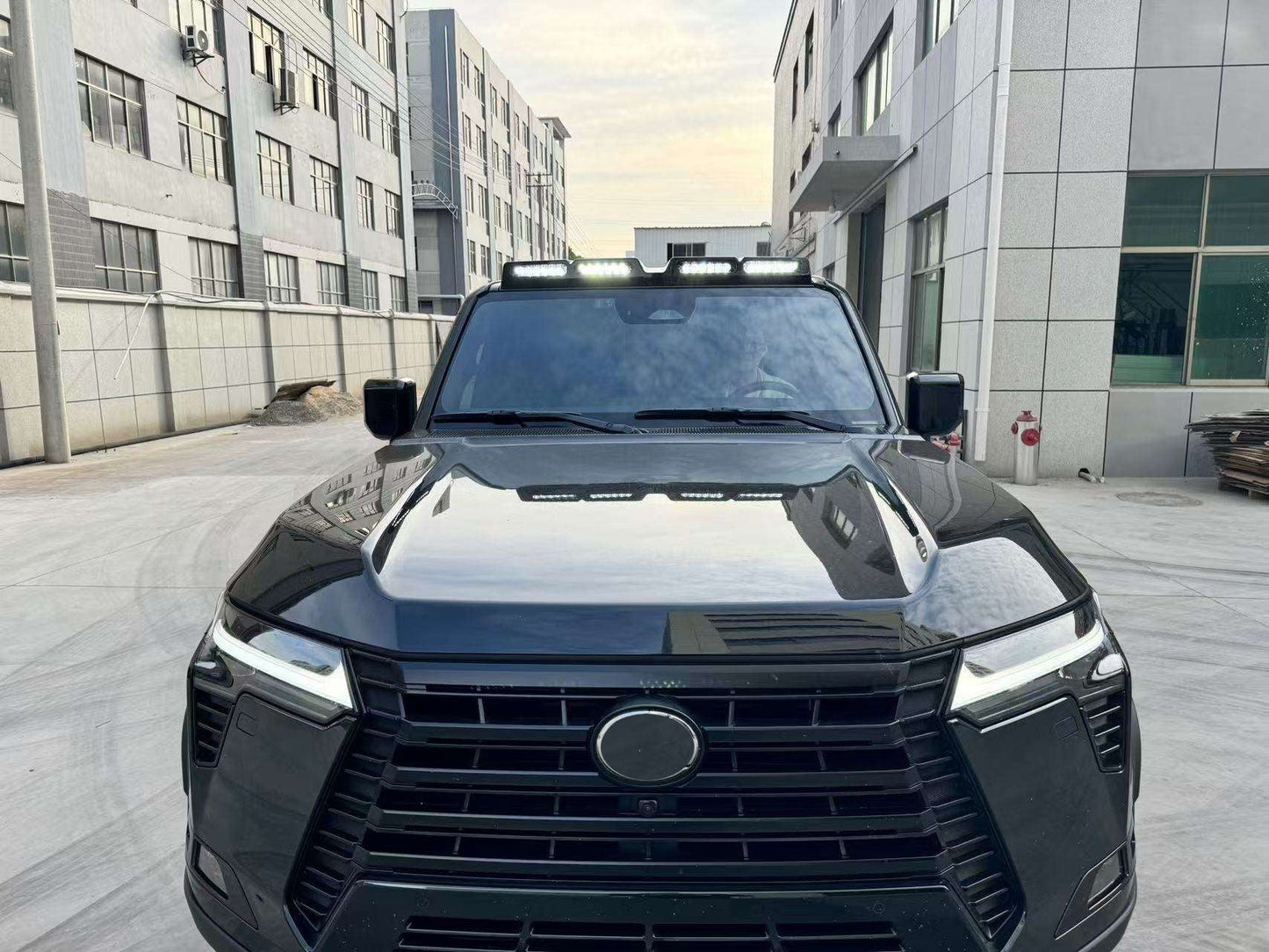 Lexus GX550 2024 Center Grille - Hailed Inc.