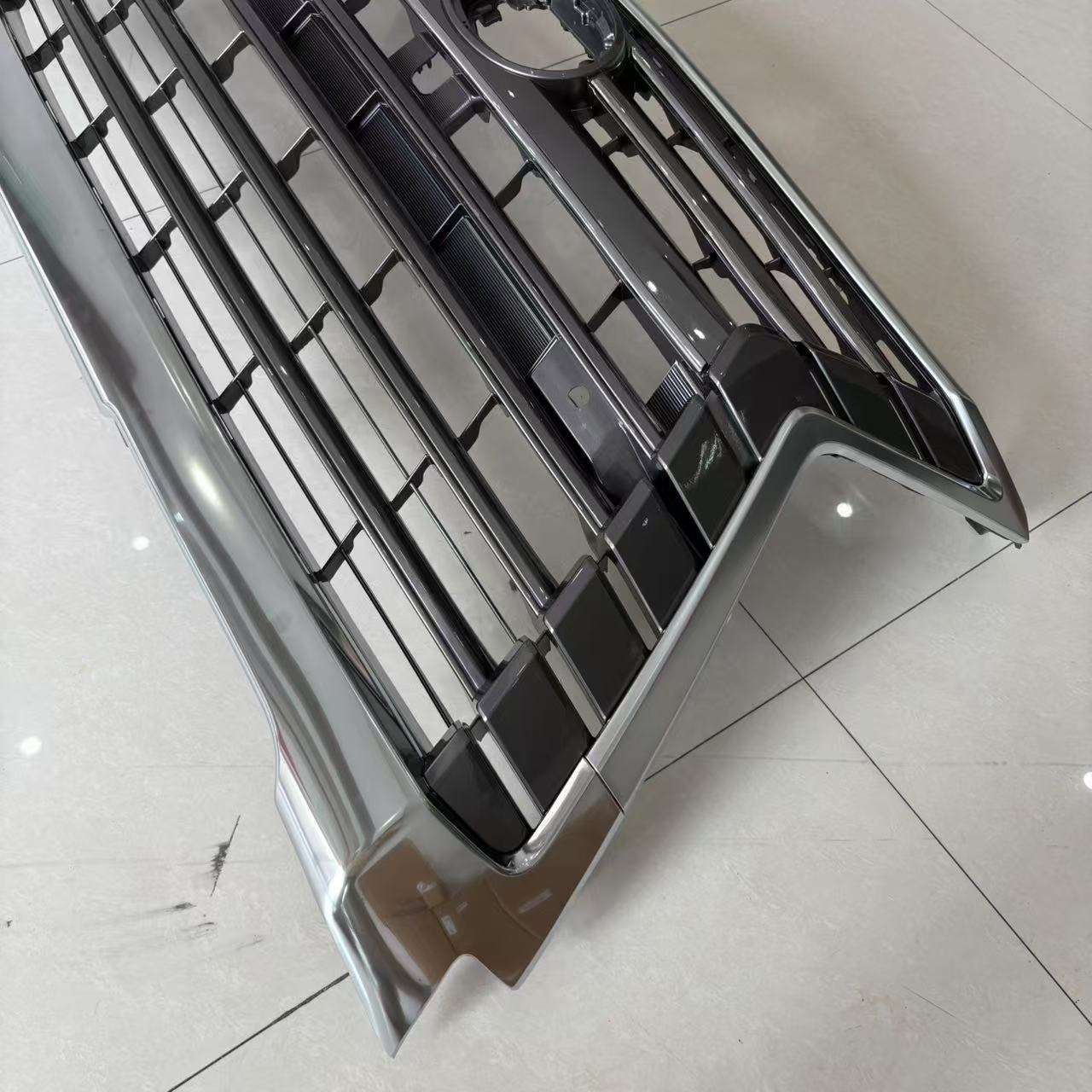 Lexus LX570 2008-2016 Radiator Grille - Hailed Inc.