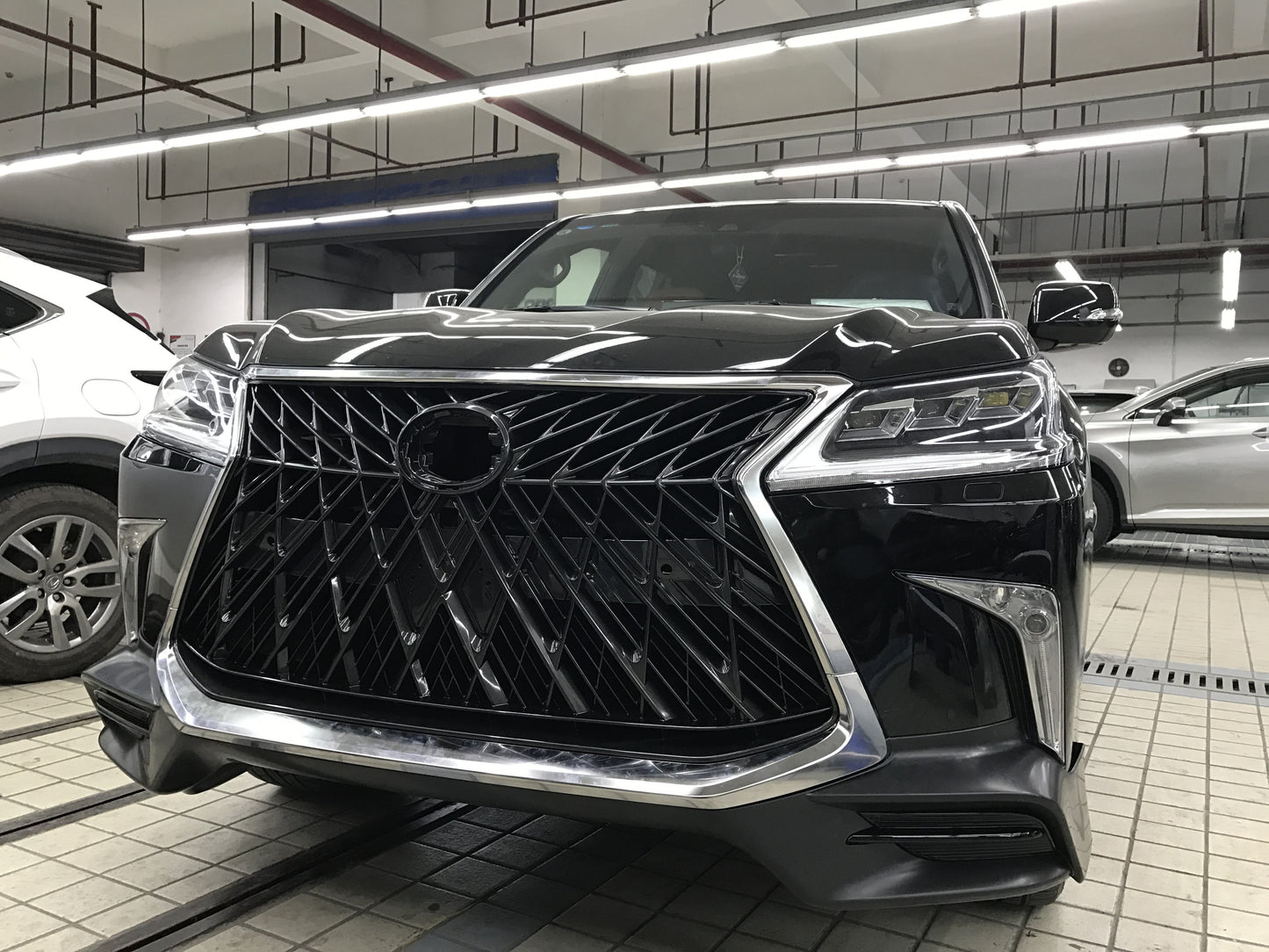 Lexus LX570 2009-2015 Upgrade to 2018 Front and Rear Body Kit - Hailed Inc.